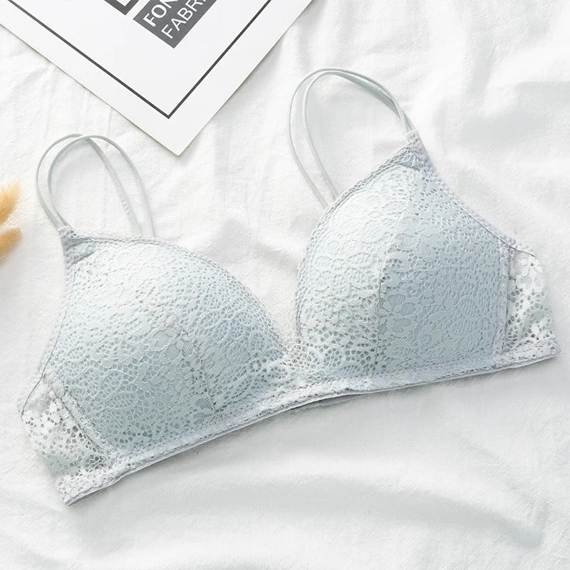 Floral Lace Bralette – Wireless Ultra-Thin Bra for Women, A-B Cup Soft Lingerie with Elegant Design