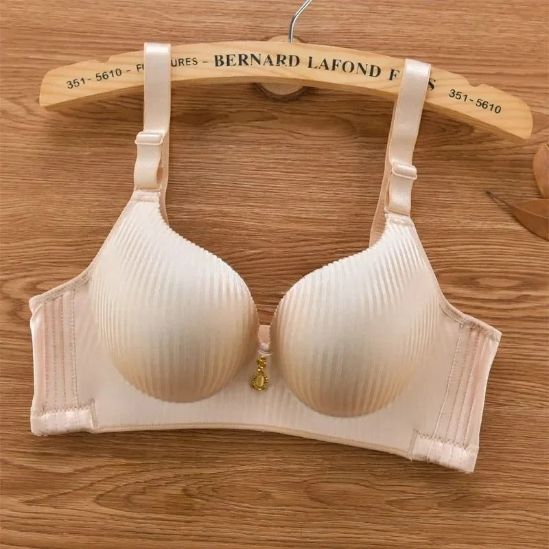 Push-Up Bra with 8CM Thick Padding for Small Chest – Seamless Wireless T-Shirt Bra with Adjustable Straps, Natural Lift Lingerie